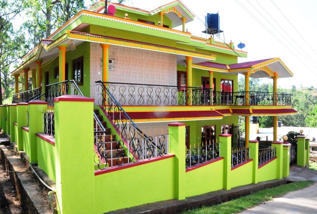 Akashadeepa Homestay 马迪凯里 外观 照片