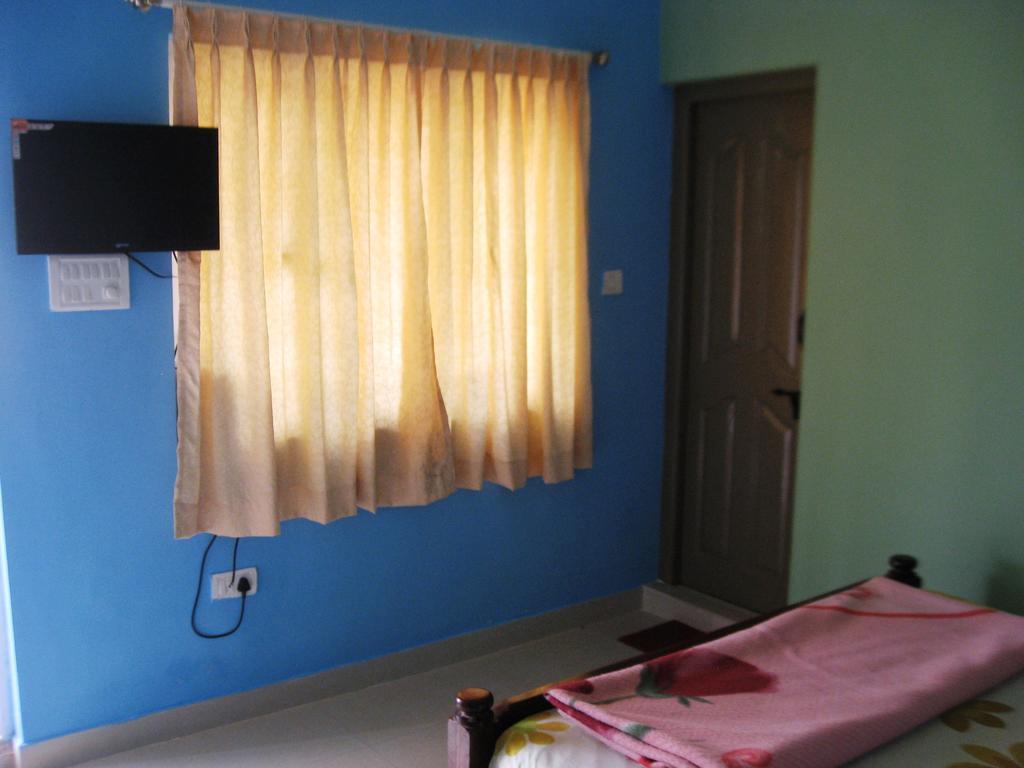 Akashadeepa Homestay 马迪凯里 外观 照片