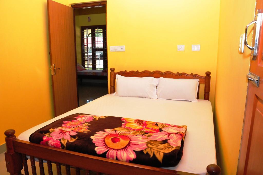 Akashadeepa Homestay 马迪凯里 外观 照片
