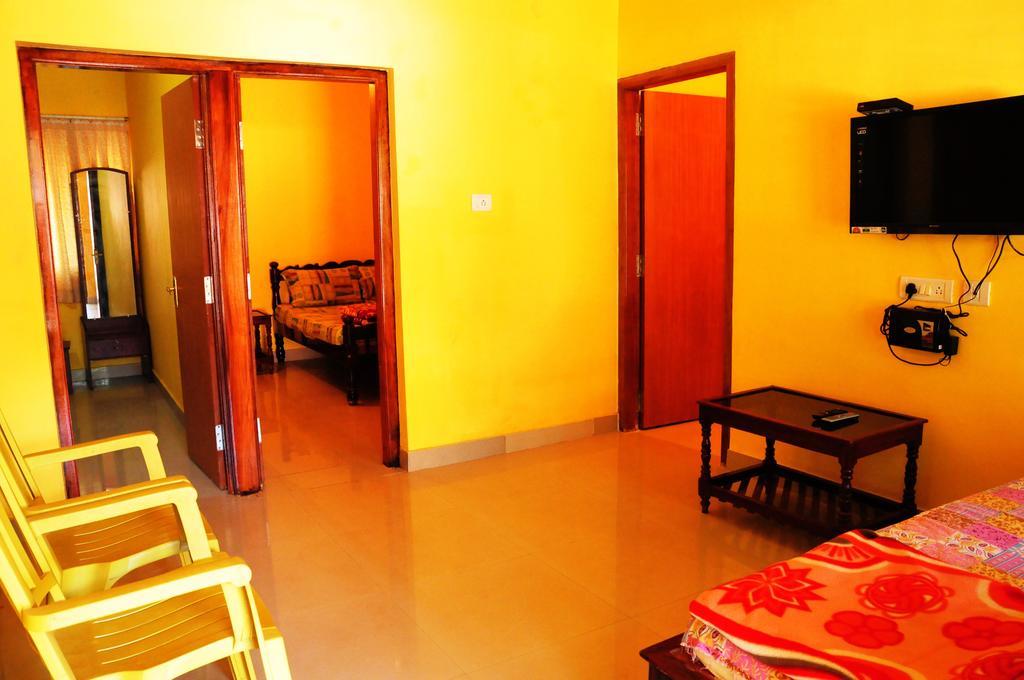 Akashadeepa Homestay 马迪凯里 外观 照片